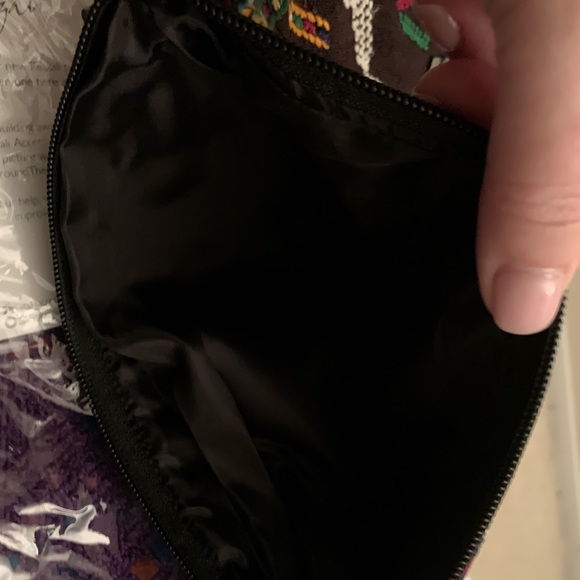 Handmade pouches by Ketzali - Picture 2 of 7